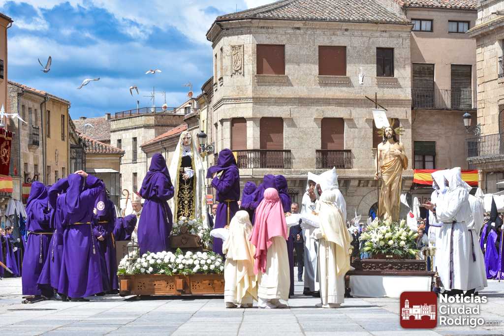 (HORARIO, RECORRIDO Y ENLACE AL DIRECTO) Procesión de Jesús Resucitado en Ciudad Rodrigo