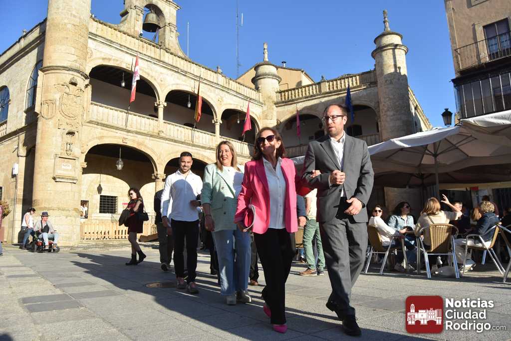 La IV Feria del Farinato en Ciudad Rodrigo arranca con mucho gusto