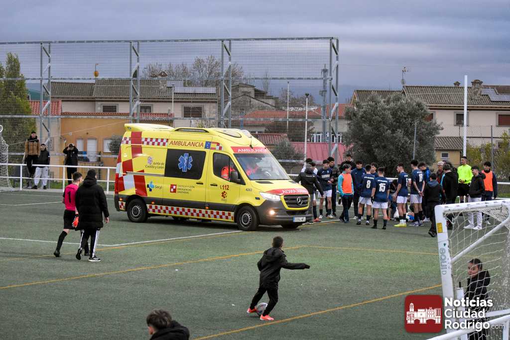 FOTO/ Accidentada tarde deportiva de sábado en el Campo Municipal «Toñete»