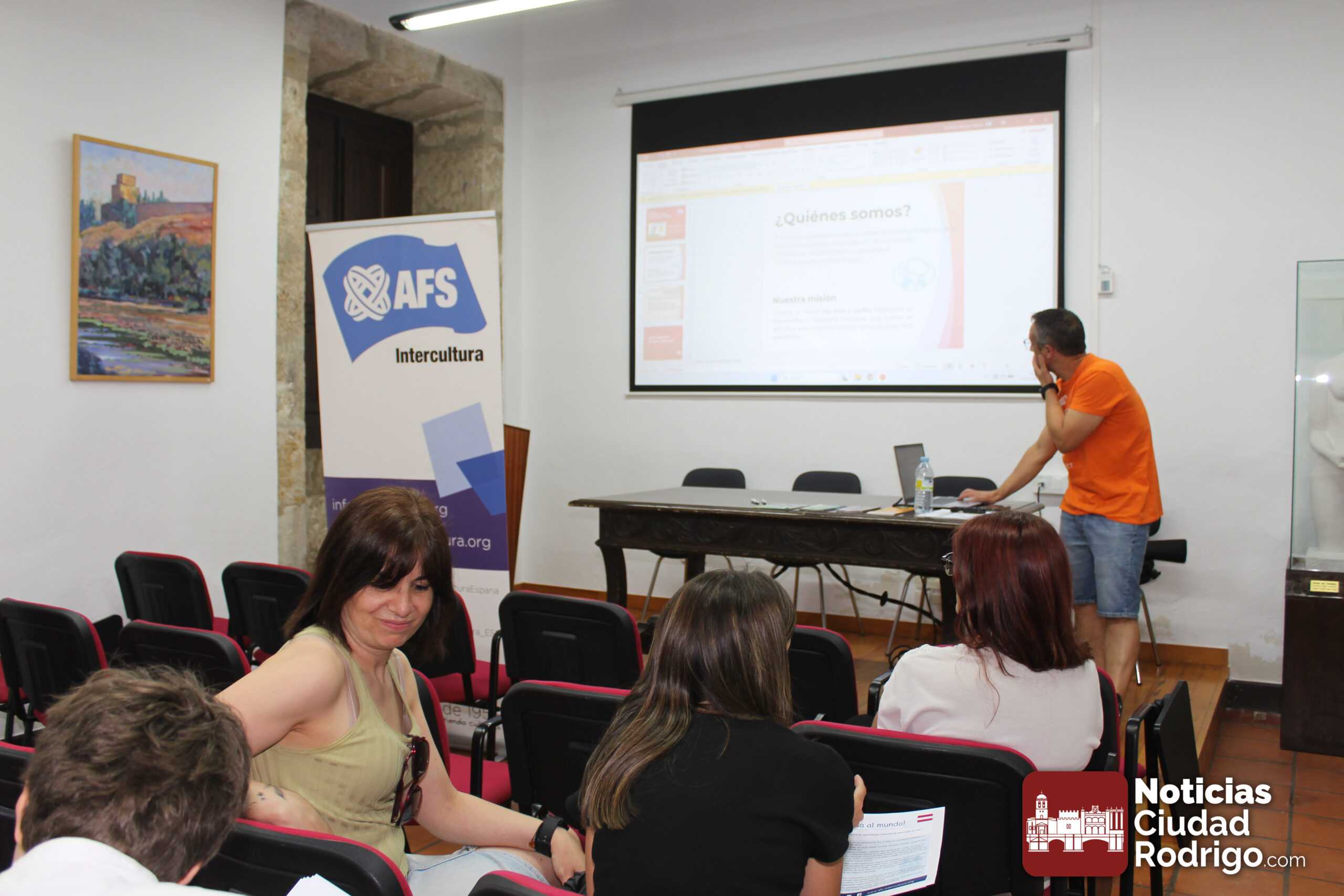 AFS Intercultura ha ofrecido hoy una charla informativa en la Casa de Cultura