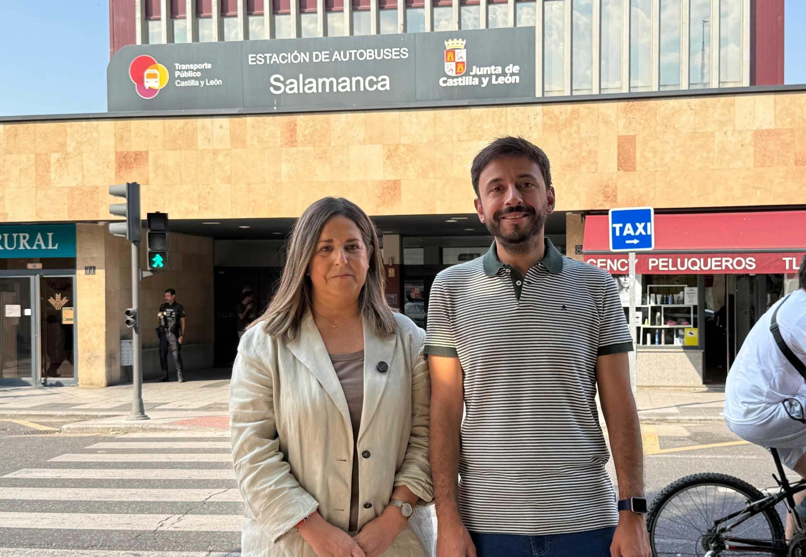 El PSOE denuncia que un centenar de pueblos de Salamanca se quedan sin transporte público durante el verano