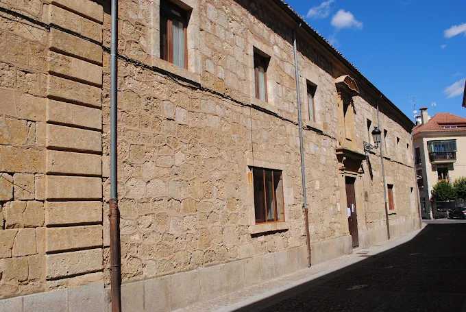 Abierto el plazo para matricularse en la Escuela Oficial de Idiomas en Ciudad Rodrigo