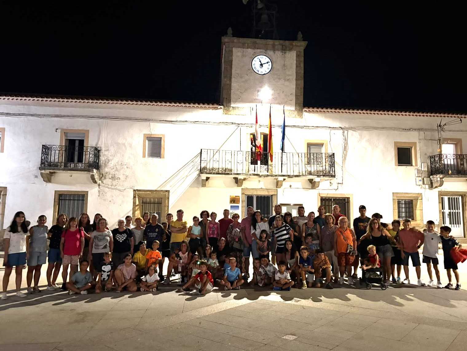 Noche de estrellas y concurso de tortillas y postres en Villar de Ciervo
