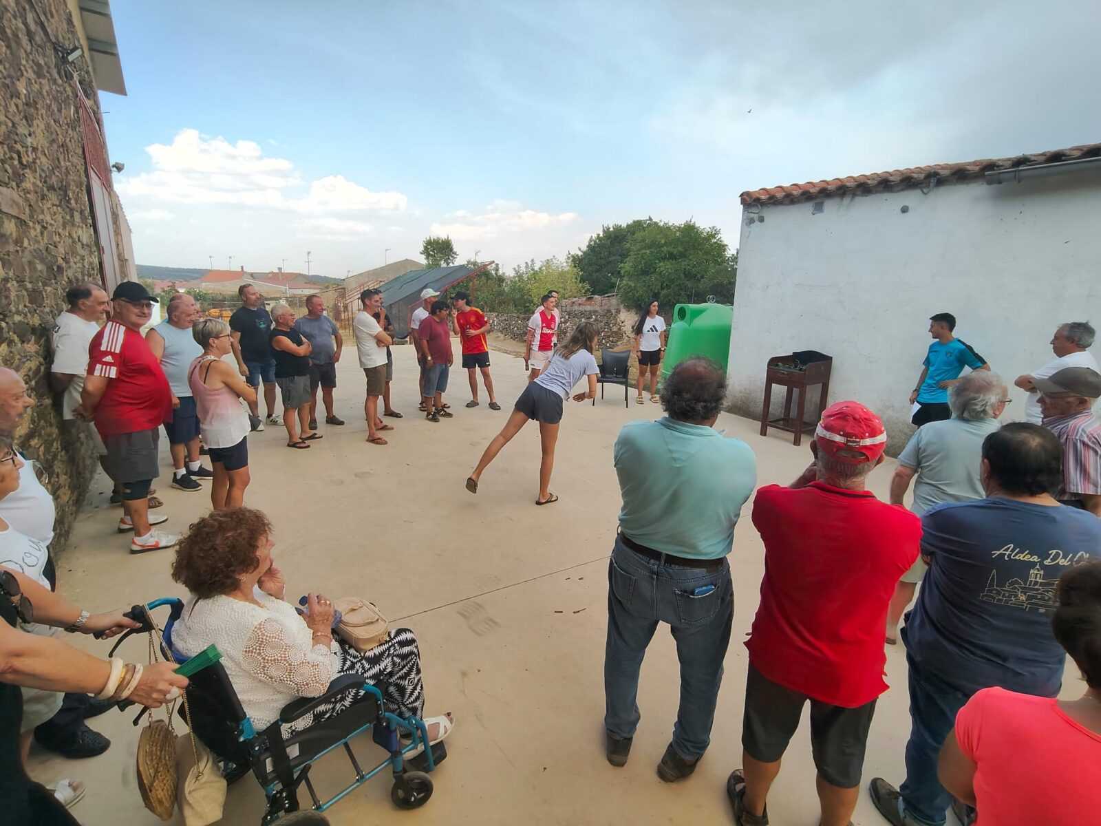 Villar de la Yegua revive otro juego tradicional: Éxito rotundo para el III Torneo de Rana