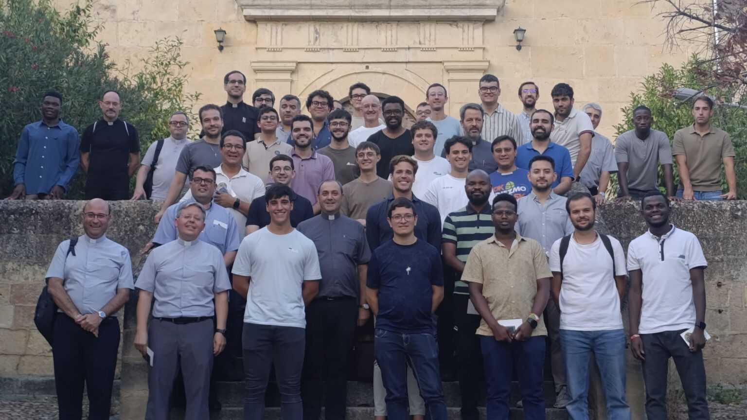 Hugo Hernández, seminarista de Ciudad Rodrigo, participa en el encuentro de inicio de curso de seminarios de Castilla y León