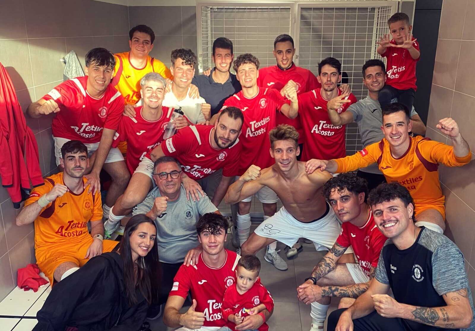 Victoria ajustada del CD Tres Columnas ante el FS Salamanca B para seguir en liza por el liderato (5-6)